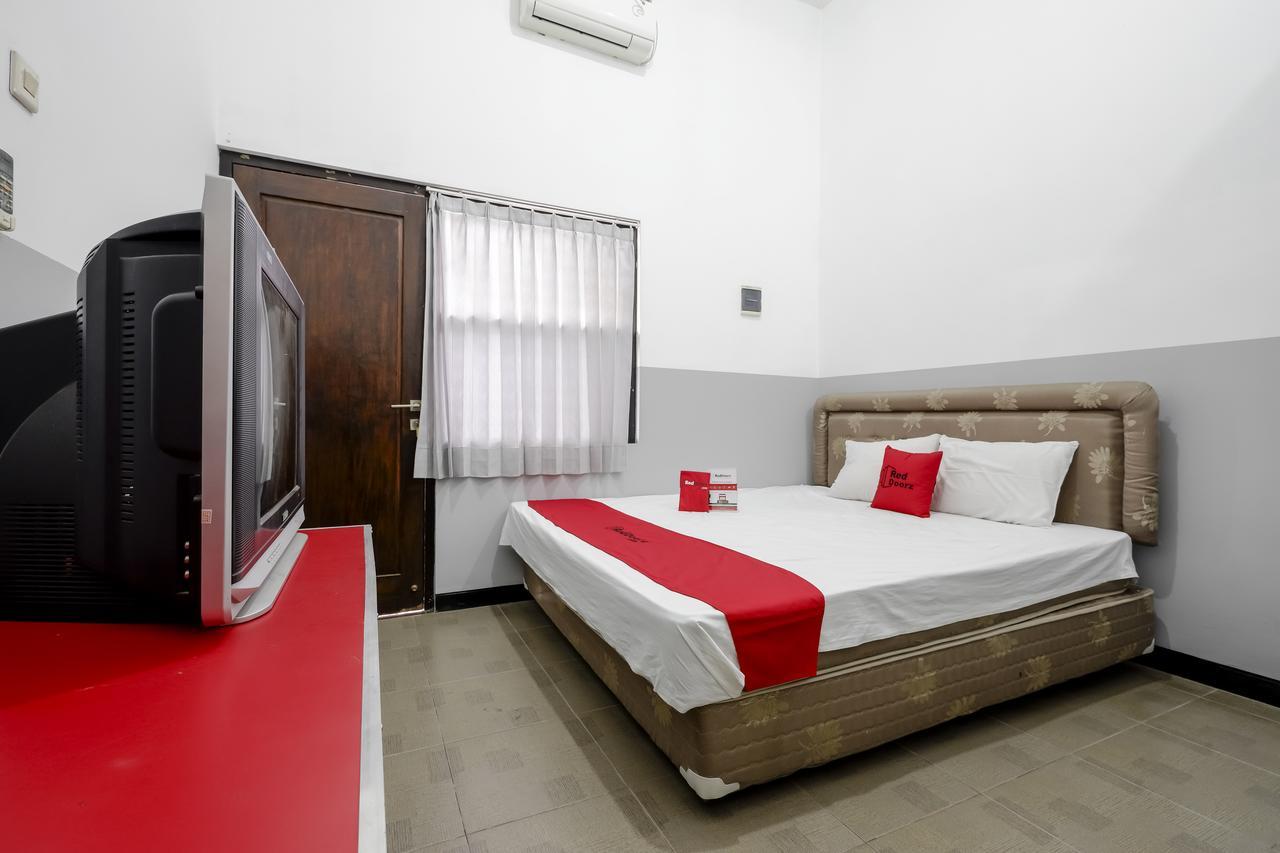 Reddoorz @ Prambanan Timur Raya Semarang Eksteriør bilde