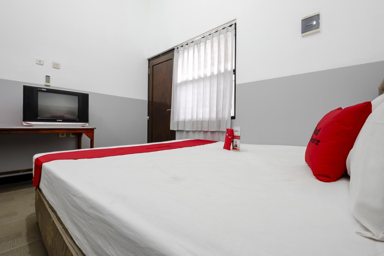 Reddoorz @ Prambanan Timur Raya Semarang Eksteriør bilde