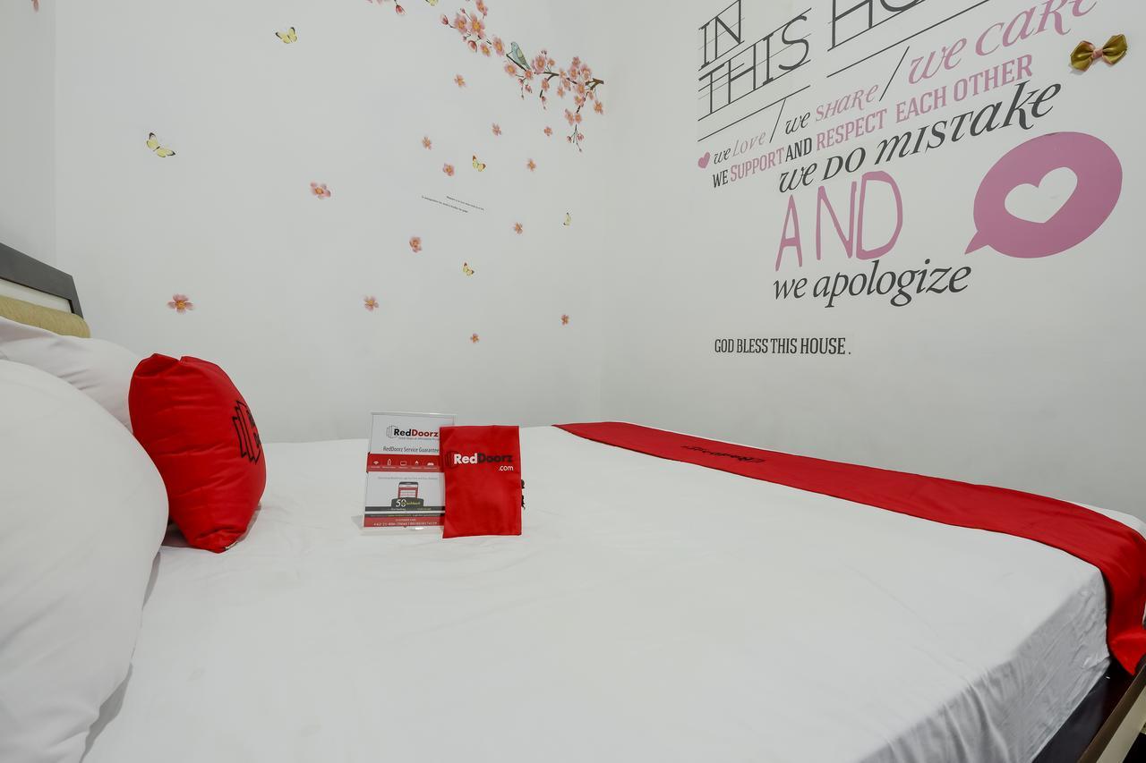 Reddoorz @ Prambanan Timur Raya Semarang Eksteriør bilde